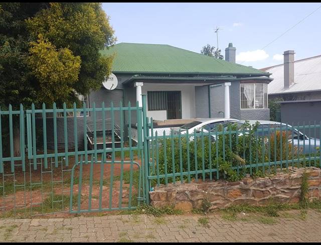 3 BEDROOM HOUSE FOR SALE IN KENSINGTON